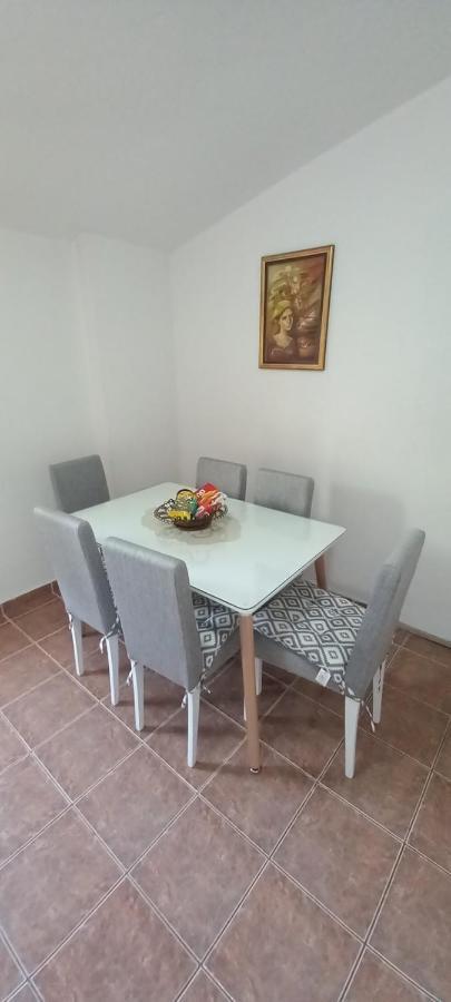 Apartments Kalamperovic Bar Bagian luar foto