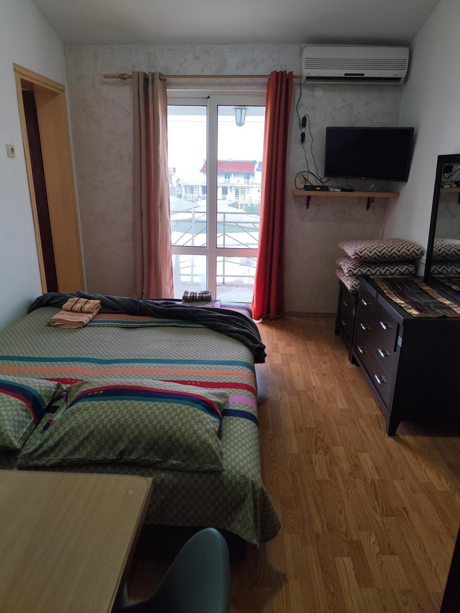 Apartments Kalamperovic Bar Bagian luar foto